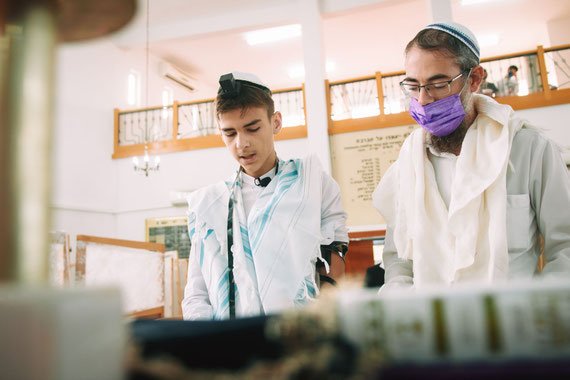 נעים מאוד, שמי סטאס מוזיקוב - צלם אירועים קטנים