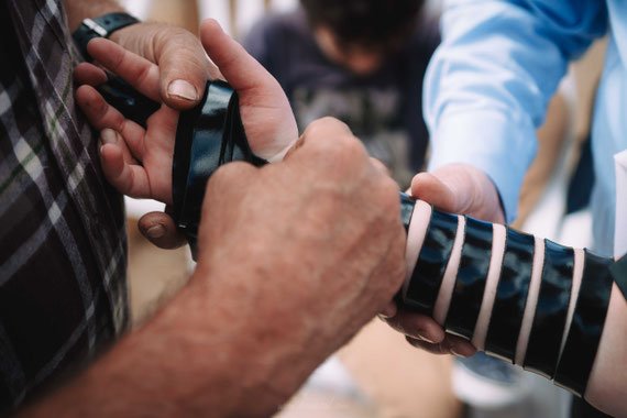 הנחת תפילין בכותל