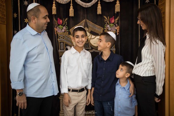 צילומי משפחה לפני עליה לתורה
