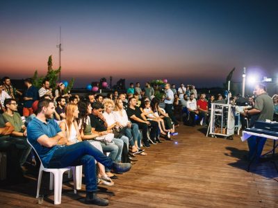 צילום אירוע חברת מטריקס – הענקת תעודות על גג הבניין בהרצליה