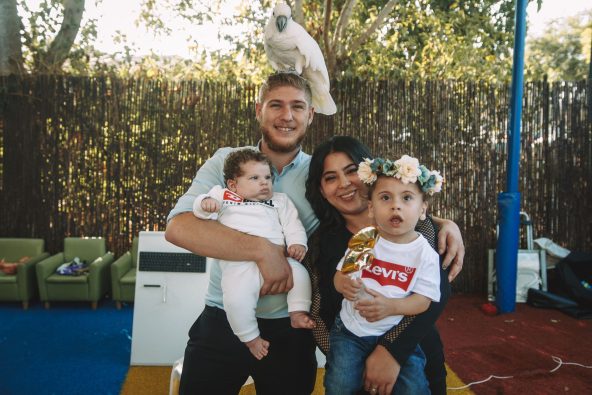 כל המשפחה והחוגג