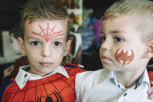 שני חברים - יום הולדת