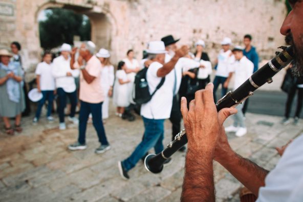 חליל - תהלוכת תופים בכותל
