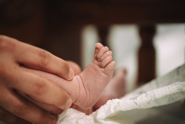 בזמן הטקס - הצילום המקצועי לברית בבית