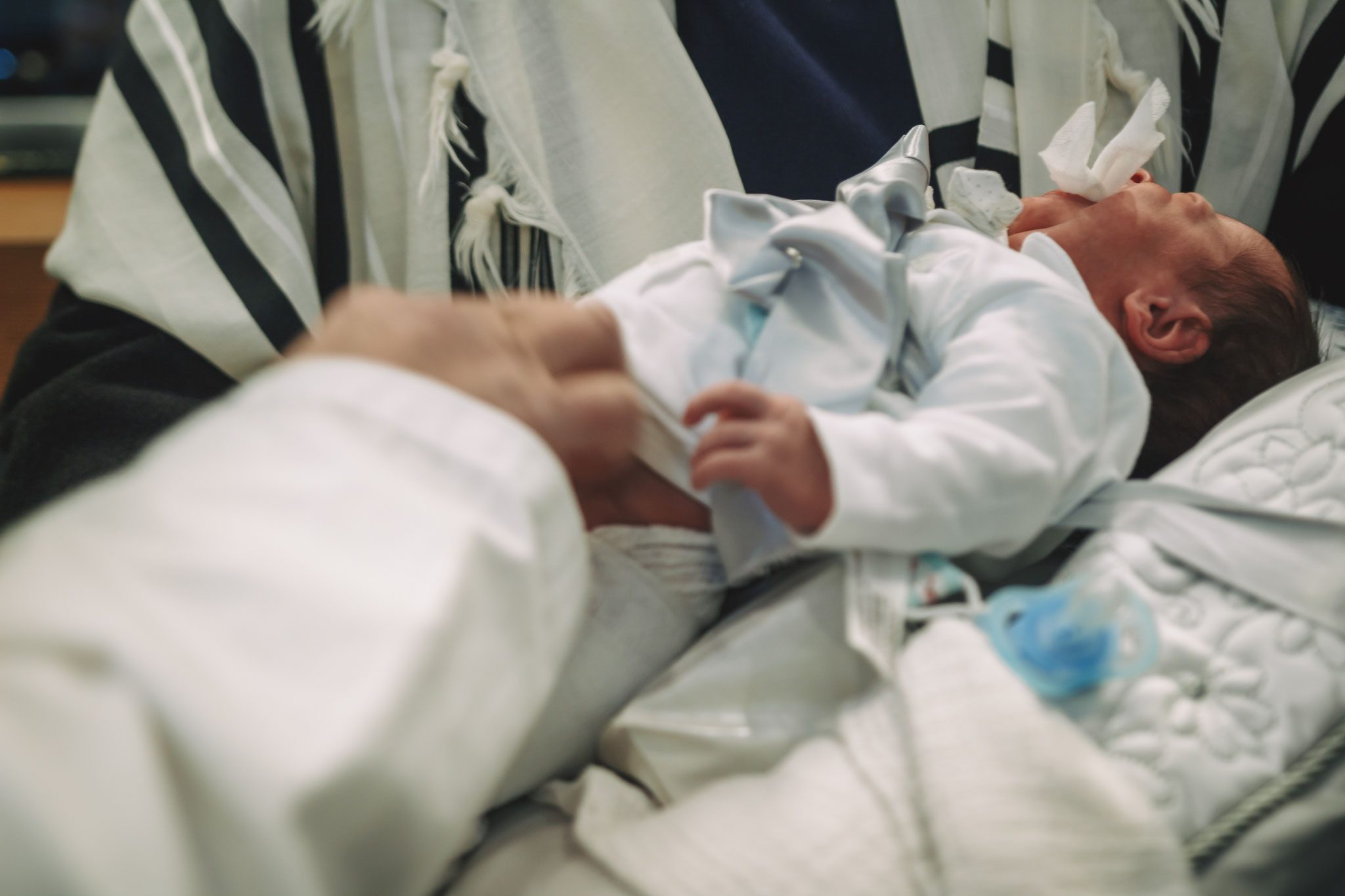 רגע תוך כדי - ברית המילה במסעדה